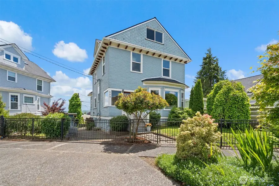 209 E 8th Street, Aberdeen, WA 98520 - #2