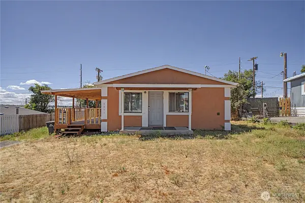 9871 Highland Drive Ne, Moses Lake, WA 98837