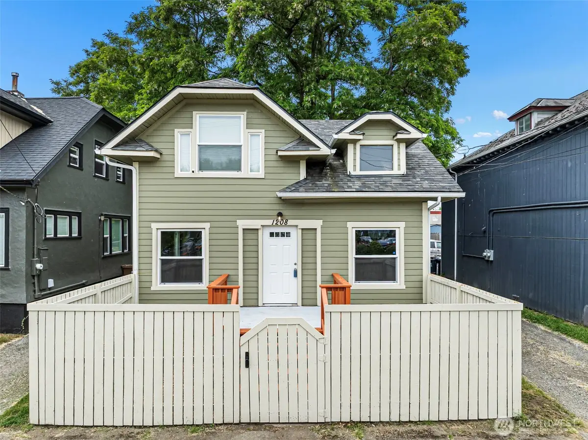 1208 S 14th Street, Tacoma, WA 98405 - #1