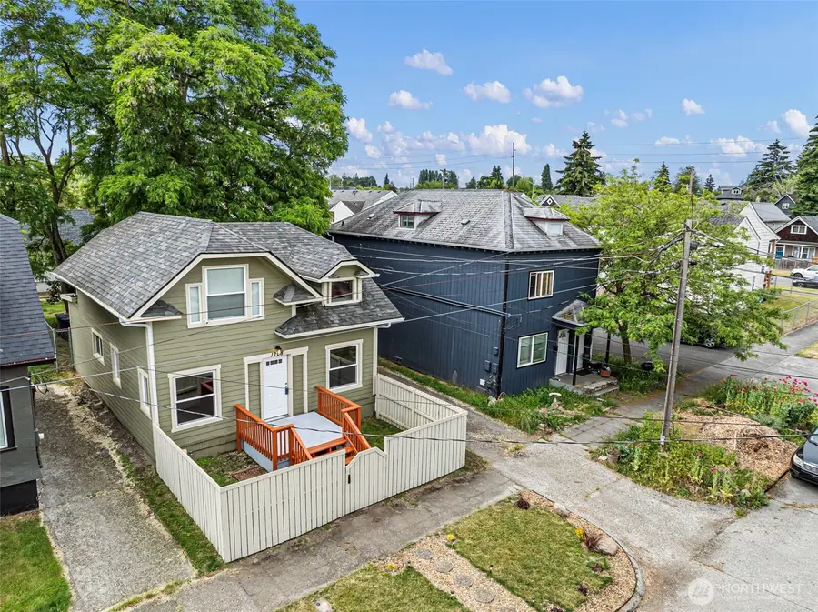 1208 S 14th Street, Tacoma, WA 98405 - #2