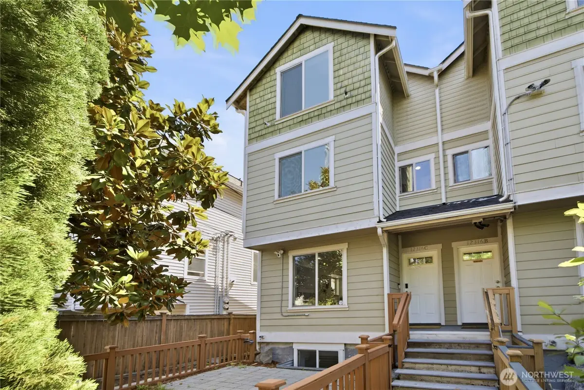 12316 33rd Avenue Ne #C, Seattle, WA 98125 - #1