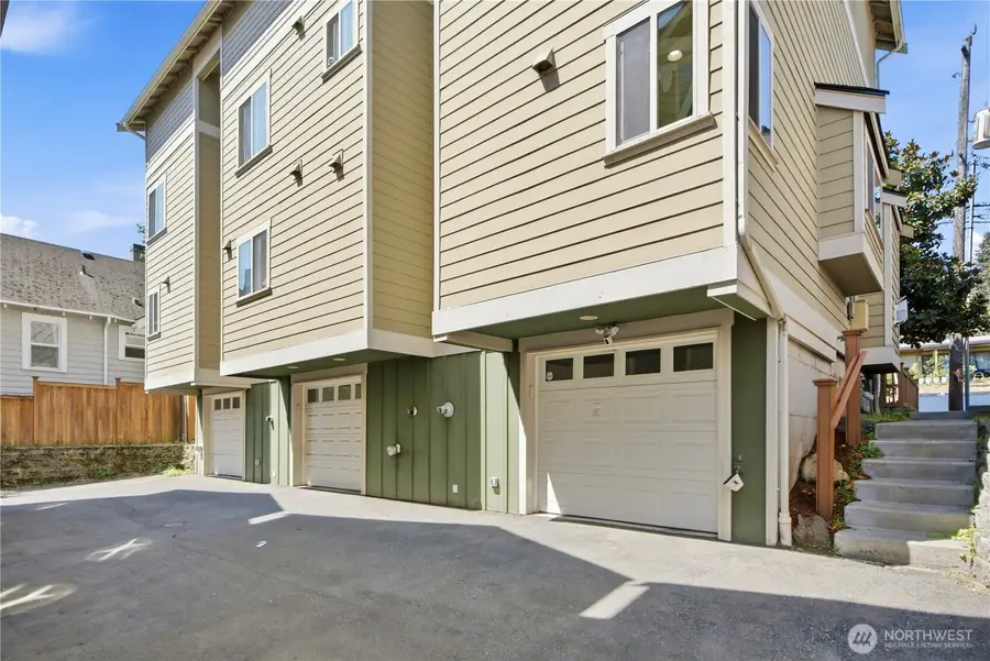 12316 33rd Avenue Ne #C, Seattle, WA 98125 - #3
