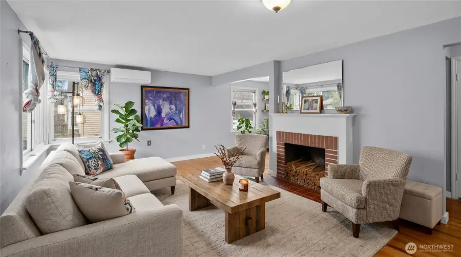 12419 16th Avenue S, Seattle, WA 98168 - #3