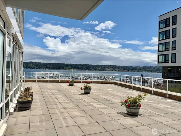 320 Washington Avenue #104, Bremerton, WA 98337