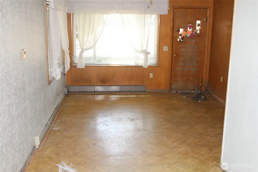 250 W May Avenue, Washtucna, WA 99371 - #2