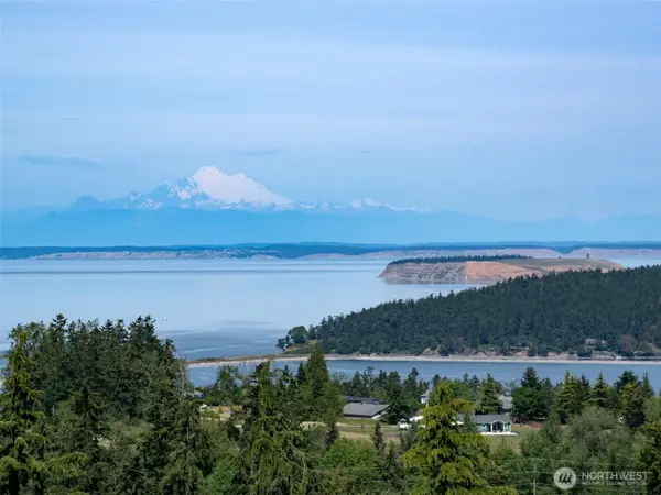 327 Clearview Lane, Sequim, WA 98382