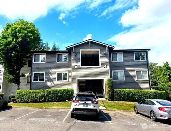 15415 35th Avenue W #E205, Lynnwood, WA 98087