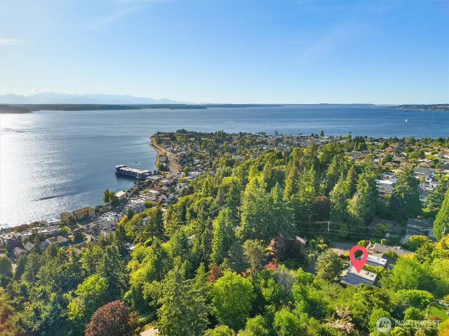4014 57th Avenue Sw, Seattle, WA 98116 - #3