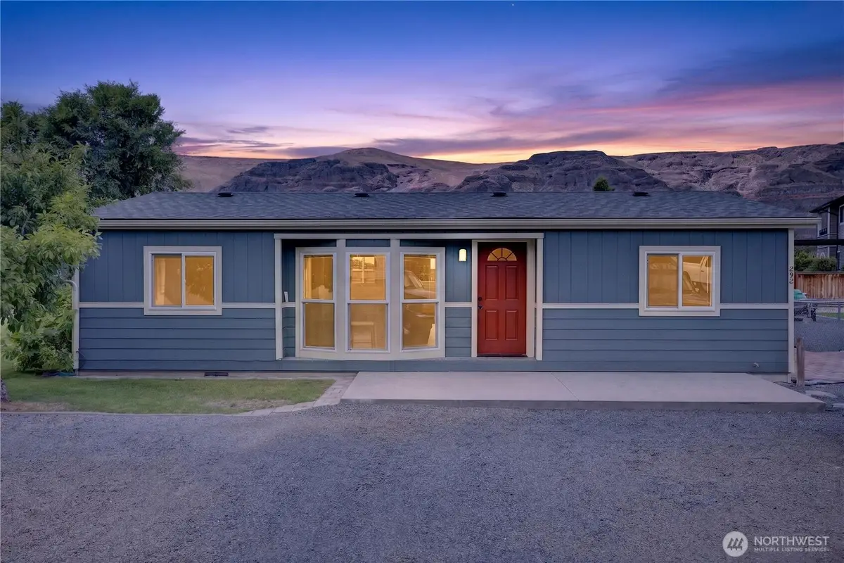 898 Hunter Avenue Sw, Quincy, WA 98848 - #1