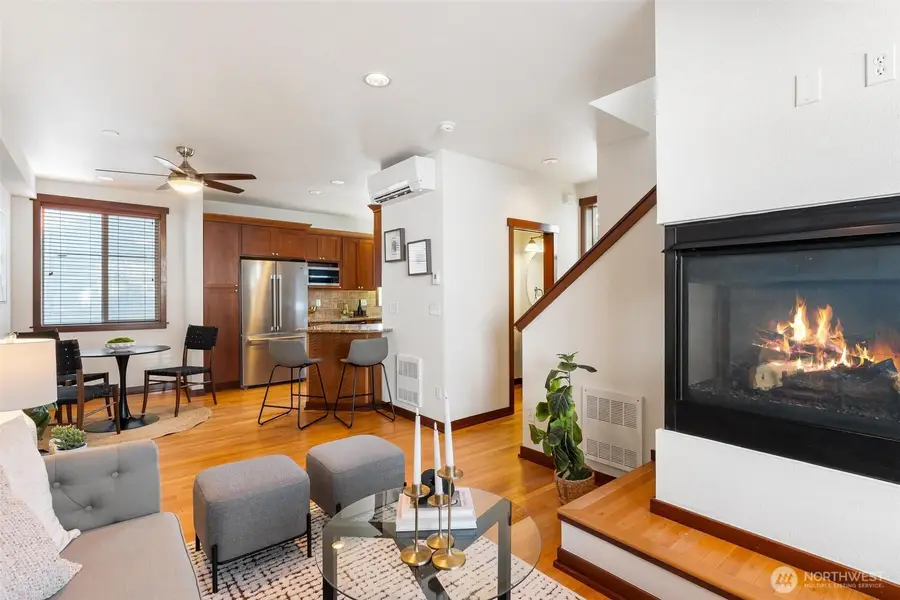 2400 W Boston Street, Seattle, WA 98199 - #2