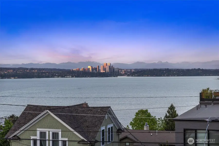 909 32nd Avenue S #A, Seattle, WA 98144 - #2