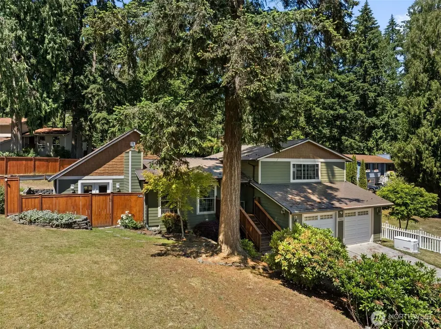 3963 Fischer Park Avenue Ne, Bremerton, WA 98310 - #3