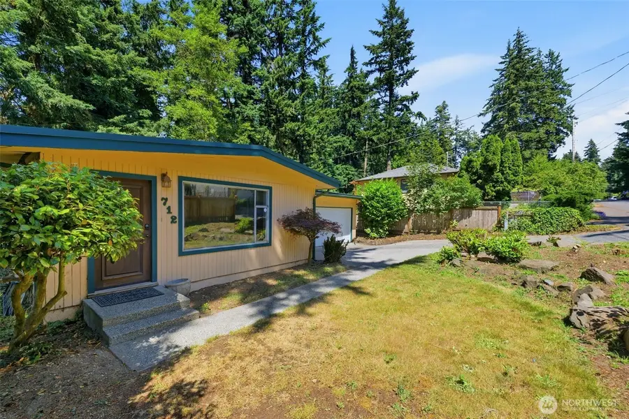 712 NE 198th Street, Shoreline, WA 98155 - #3