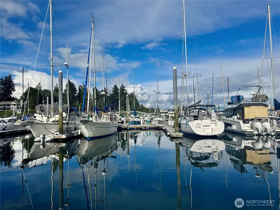 141 Parfitt Way Sw #B12, Bainbridge Island, WA 98110 - #2