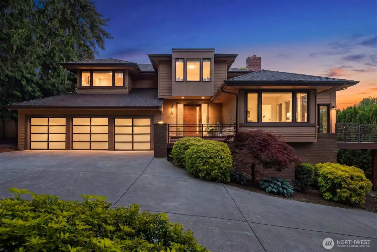 7842 NE 10th Street, Medina, WA 98039 - #1