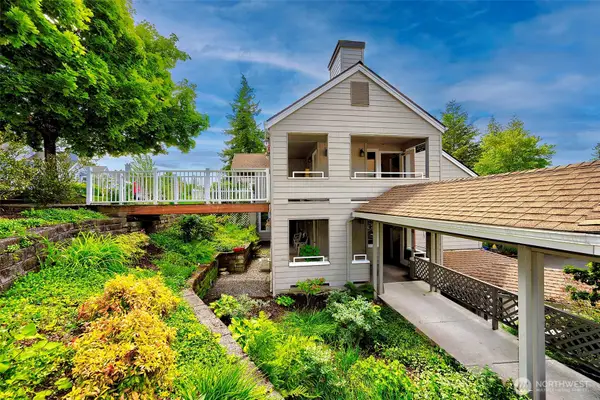 4117 Providence Point Drive Se #1002, Issaquah, WA 98029
