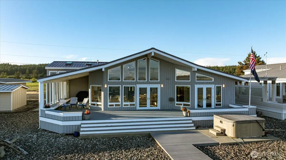333 Keystone Avenue, Coupeville, WA 98239 - #1