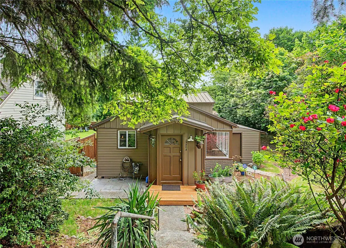15504 11th Avenue Ne, Shoreline, WA 98155 - #1