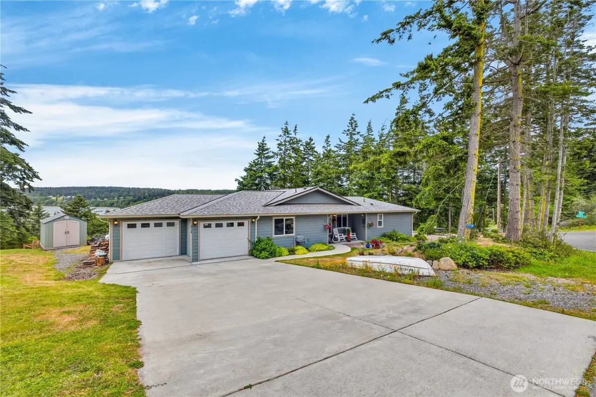 2729 Van Dee Avenue, Greenbank, WA 98253 - #1