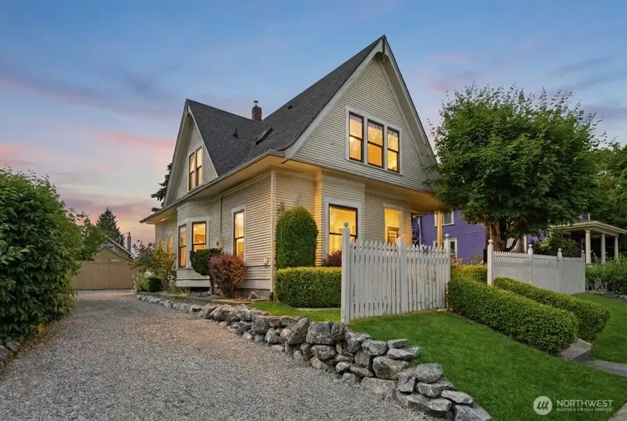 2415 F Street, Bellingham, WA 98225 - #2