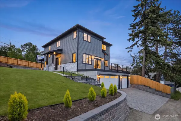 437 Hazel Avenue N, Kent, WA 98030