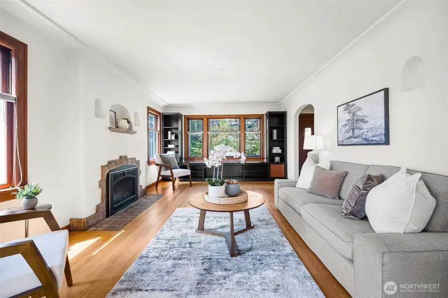 8248 16th Avenue Ne, Seattle, WA 98115 - #3