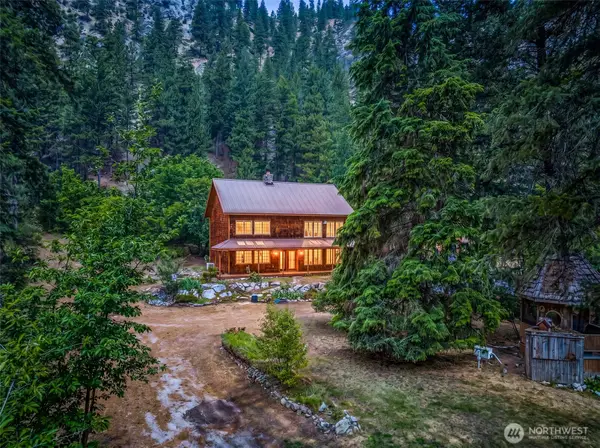 4650 Navarre Coulee Road, Chelan, WA 98816