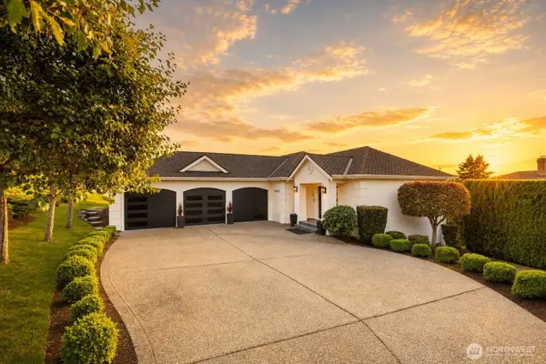 30825 36th Court Sw, Federal Way, WA 98023