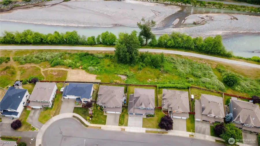 1522 Daffodil Avenue Ne, Orting, WA 98360 - #3