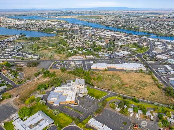 0 0 Riviera, Moses Lake, WA 98837