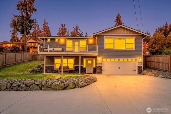 1212 View Street, Camano Island, WA 98282