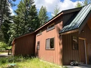 19045 Gill Creek Road, Leavenworth Lake Wenatchee, WA 98826 - #1