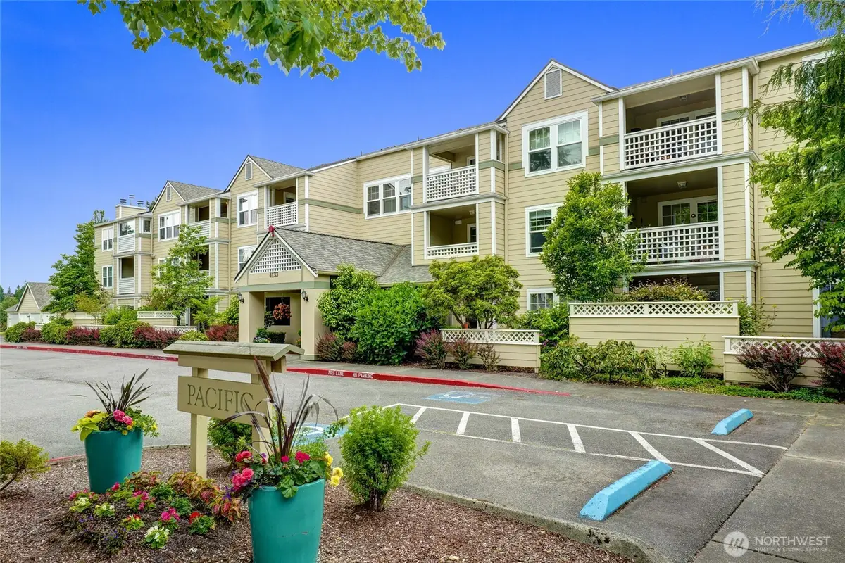 4133 224 Lane Se #209, Issaquah, WA 98029 - #1