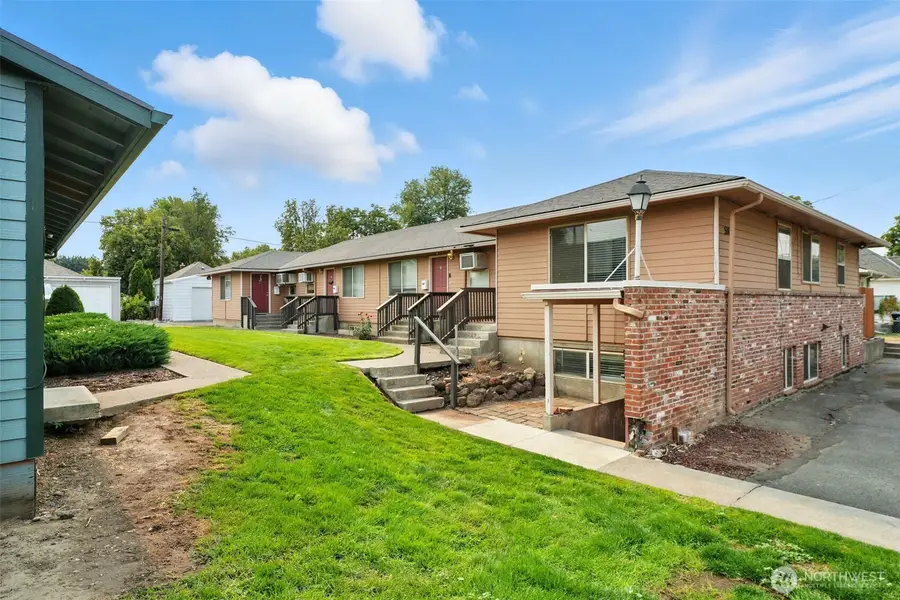 516 E Pine Street, Walla Walla, WA 99362 - #3
