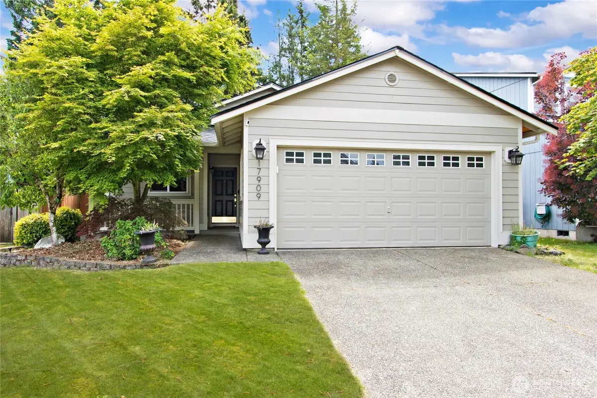 17909 110th Street Ct E, Bonney Lake, WA 98391 - #1