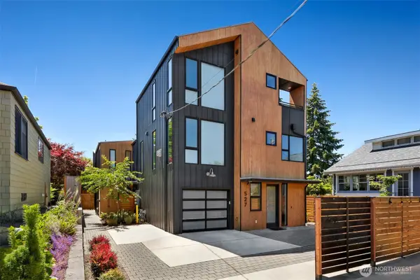 527 NE 89th Street, Seattle, WA 98115