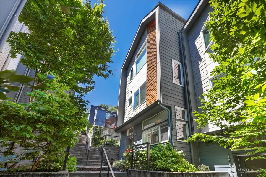 2605 22nd Ave W Unit B, Seattle, WA 98199 - #2