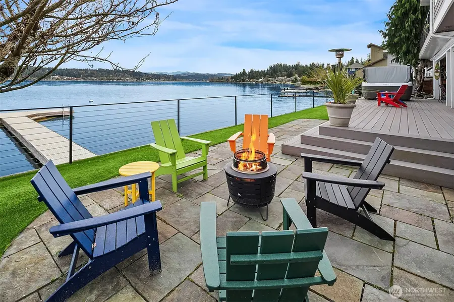 3828 W Lake Sammamish Parkway Se, Bellevue, WA 98008 - #2