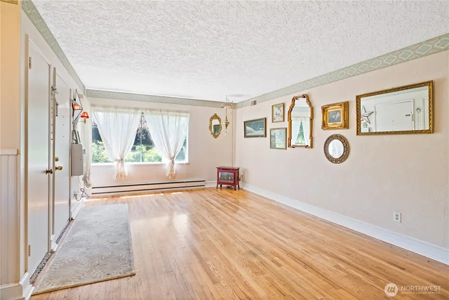 971 19th Avenue, Longview, WA 98632 - #2