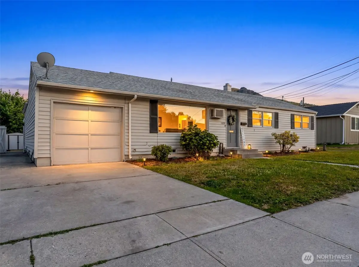 1225 Cherry St., Wenatchee, WA 98801 - #1