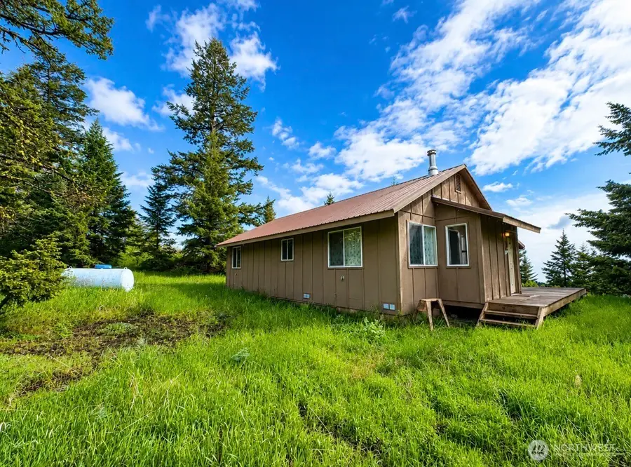 5 Brugh Road, Oroville, WA 98844 - #2