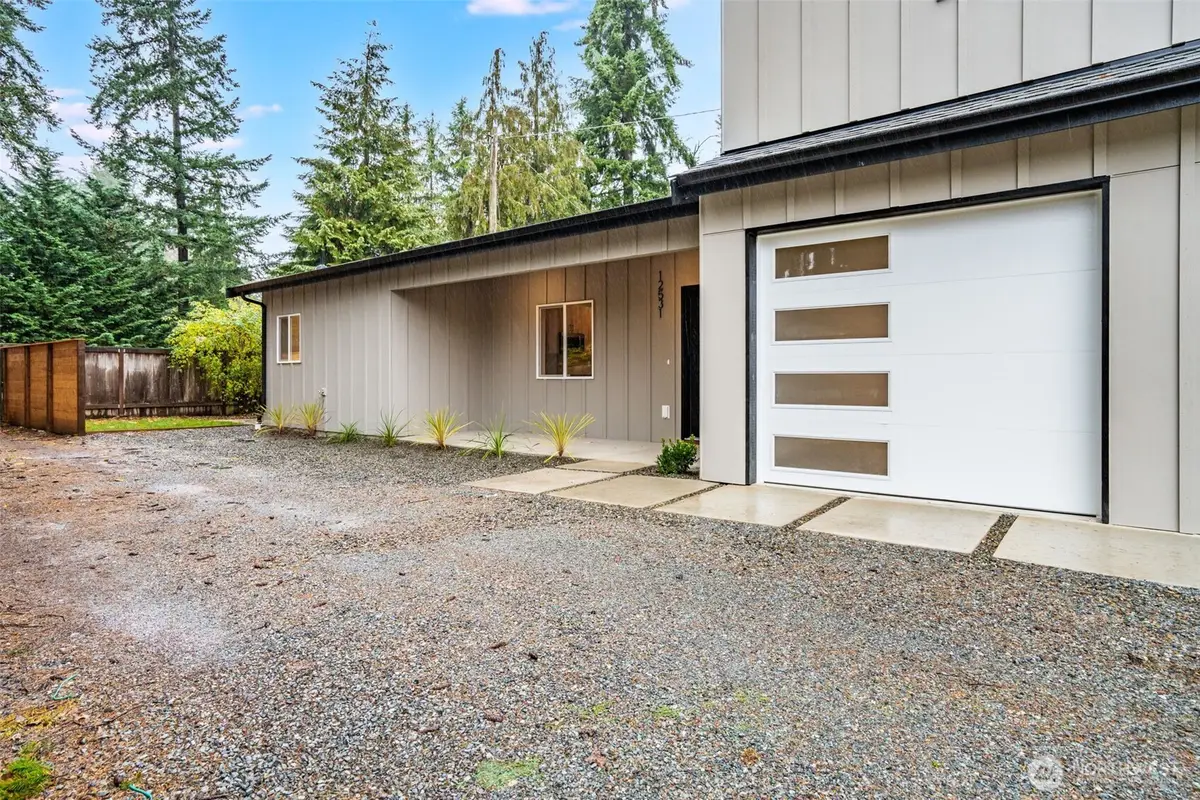 12531 25th Avenue Ne #A, Seattle, WA 98125 - #1