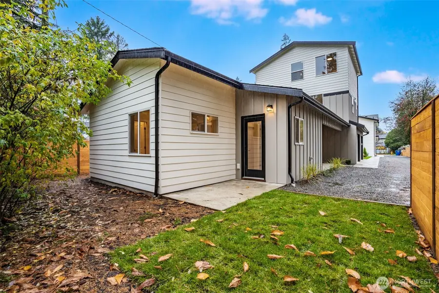 12531 25th Avenue Ne #A, Seattle, WA 98125 - #3