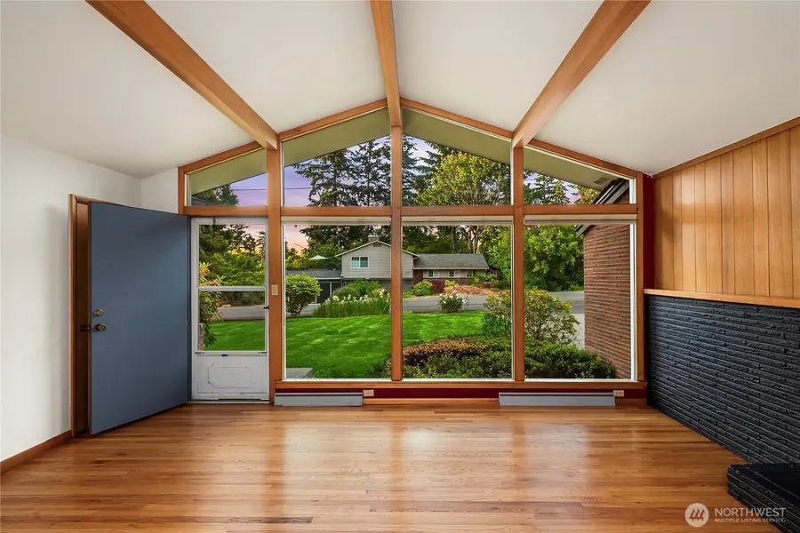 827 Marine View Circle Sw, Normandy Park, WA 98166 - #2