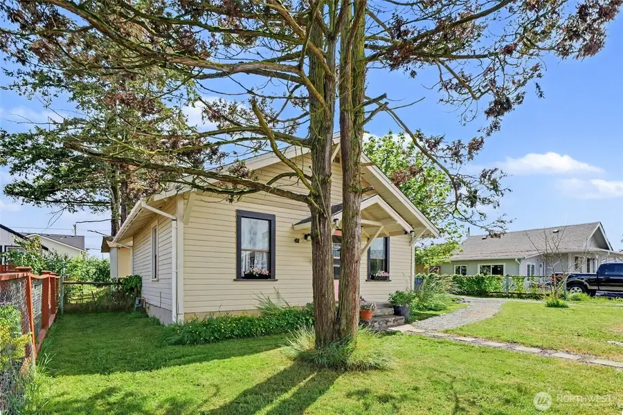 10002 272nd Street Nw, Stanwood, WA 98292 - #3