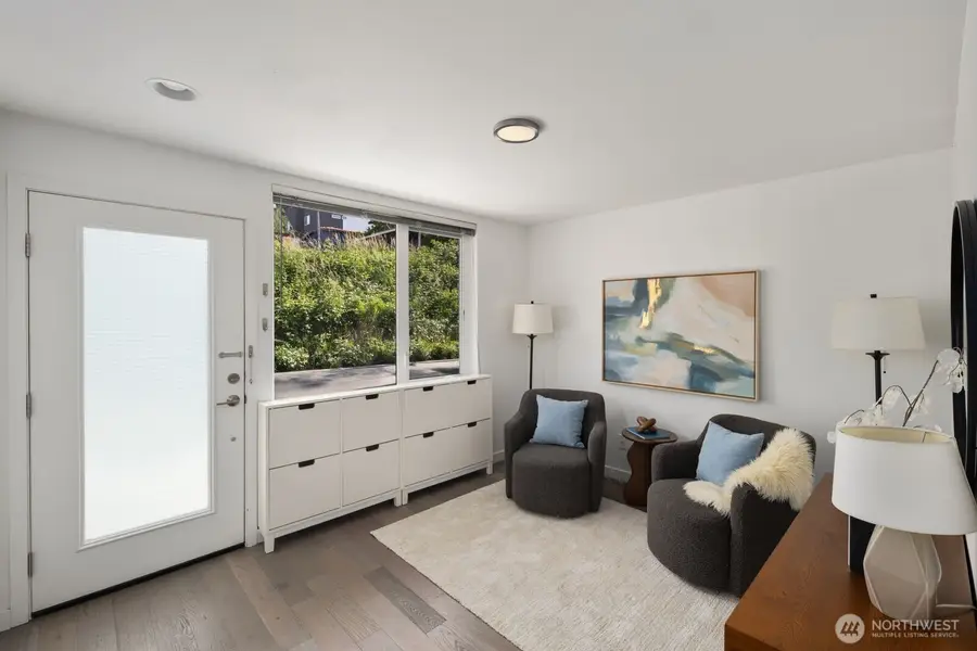 1208 E Emerson Street, Seattle, WA 98119 - #3