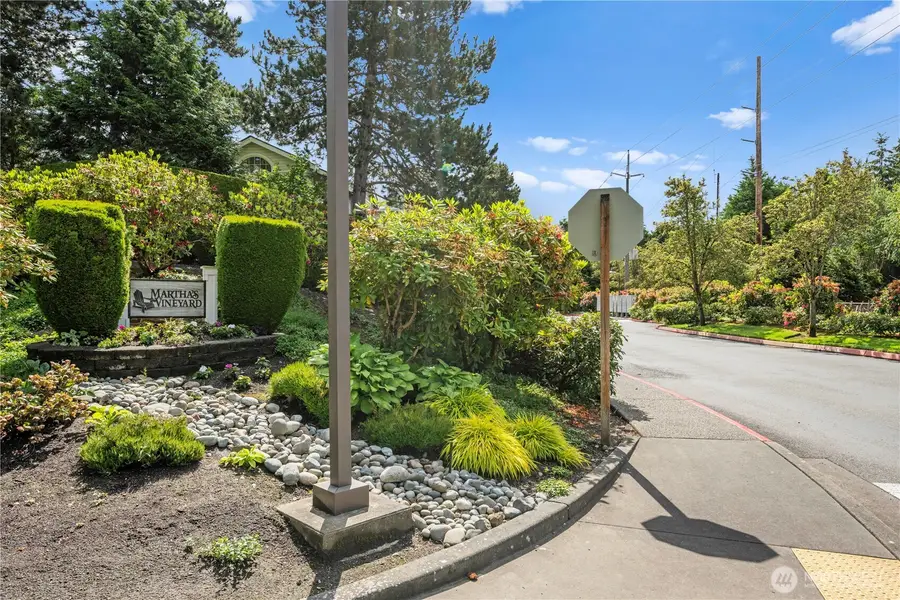 5500 Harbour Pointe Blvd #H201, Mukilteo, WA 98275 - #3