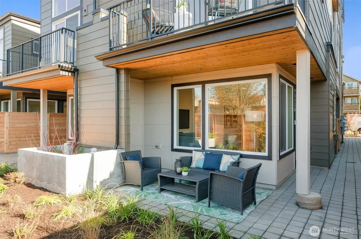 9223 Densmore Avenue N, Seattle, WA 98103 - #1