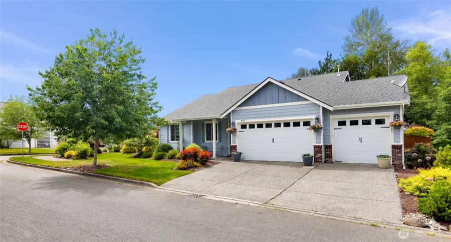 927 Clearwater Court, Mount Vernon, WA 98273 - #2