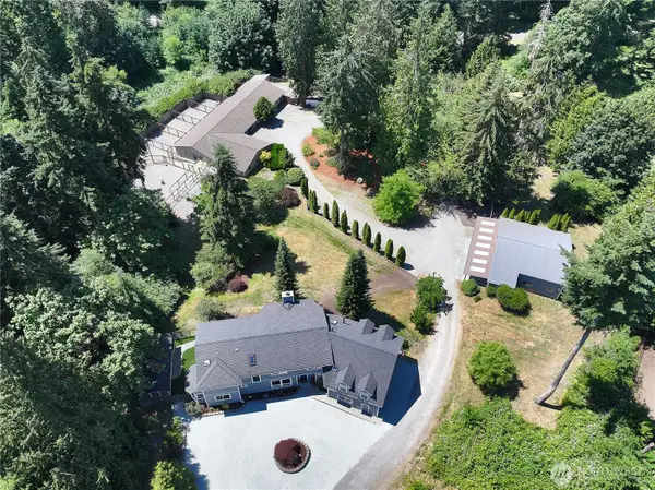 6621 Sills Road, Clinton, WA 98236